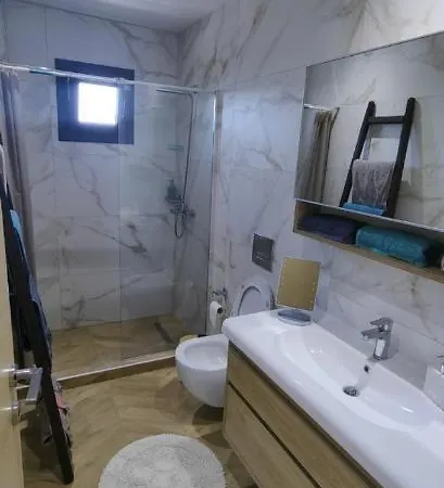 Theasis1 Ferienhaus Néos Marmarás