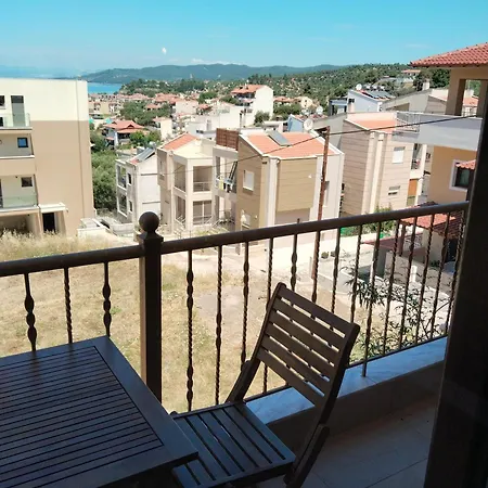 Theasis1 Νέος Μαρμαράς