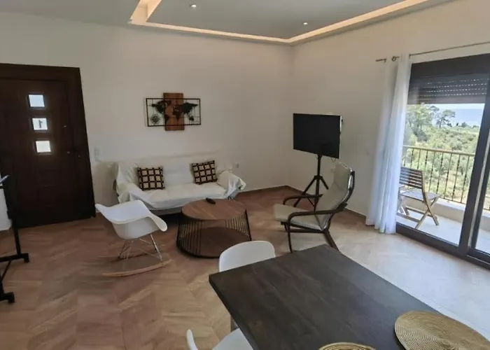 Theasis1 * Νέος Μαρμαράς