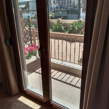 Theasis1 Neos Marmaras